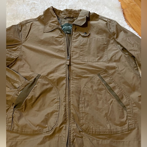 Men’s large fall/spring Eddie Bauer jacket. - Picture 2 of 5
